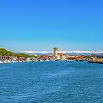 In 51892 * Bibione