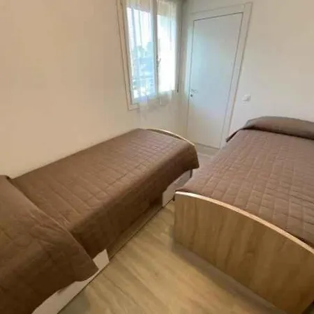 In 51892 Apartment *